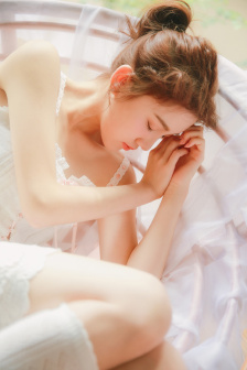 耳朵里面嗡嗡响怎么解决