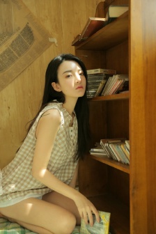 美女的烦恼电影无删减